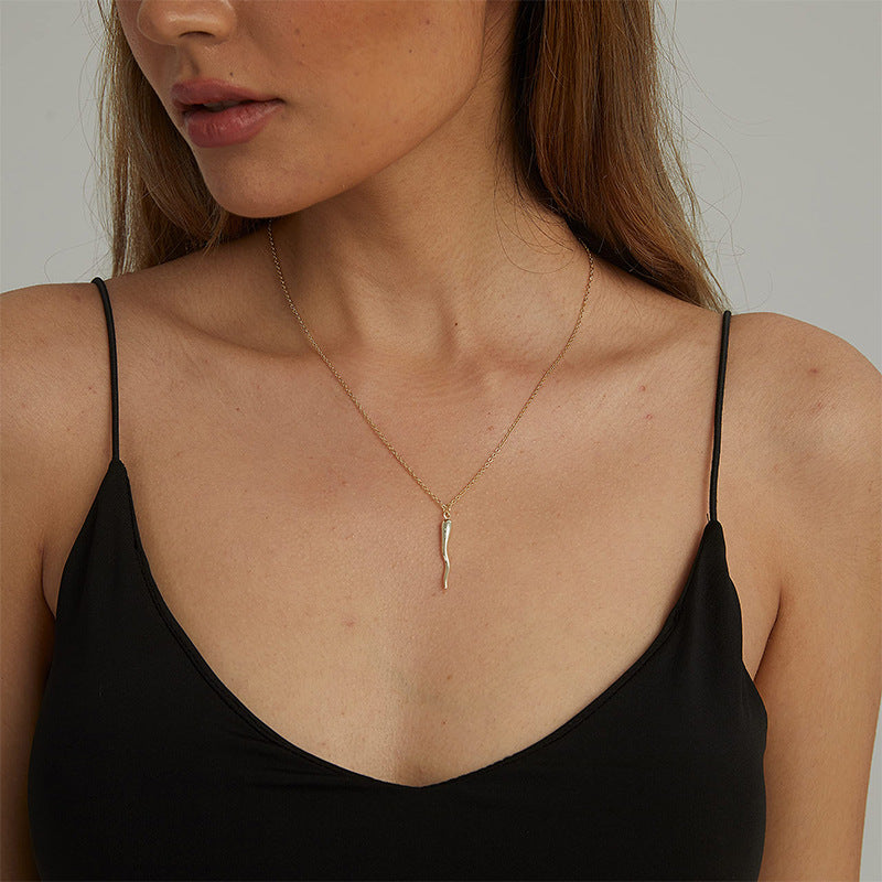 Gold Italian Horn Pendant Chain Women's Horn Protection Charm Lucky Necklace