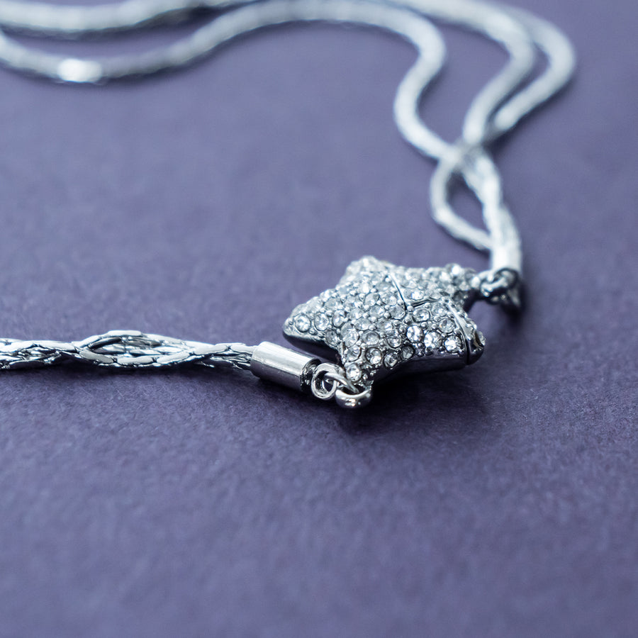 Magnetic Five-pointed Star Necklace